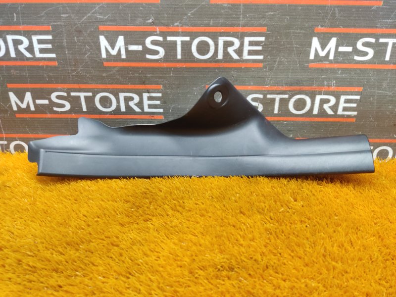 Накладка на порог салона, 200 рублей, Красноярск