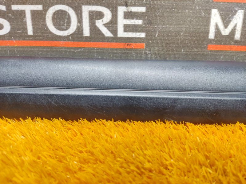 Накладка на порог салона, 200 рублей, Красноярск