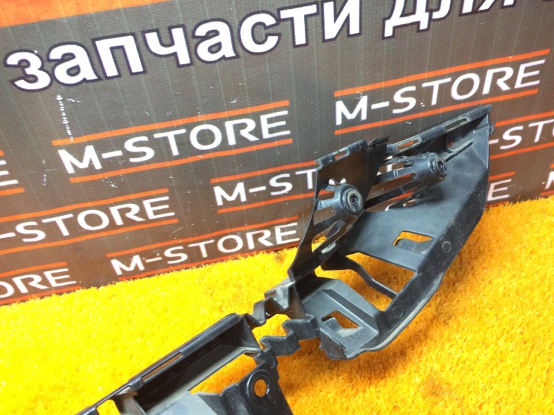 крепление бампера, 900 рублей, Красноярск