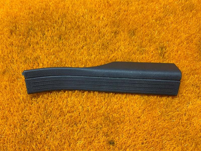 Накладка на порог салона, 300 рублей, Красноярск