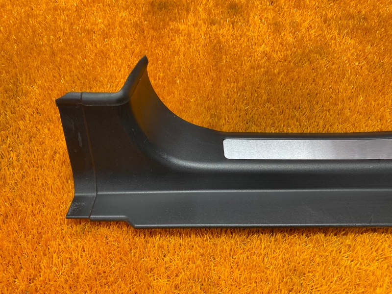 Накладка на порог салона, 350 рублей, Красноярск