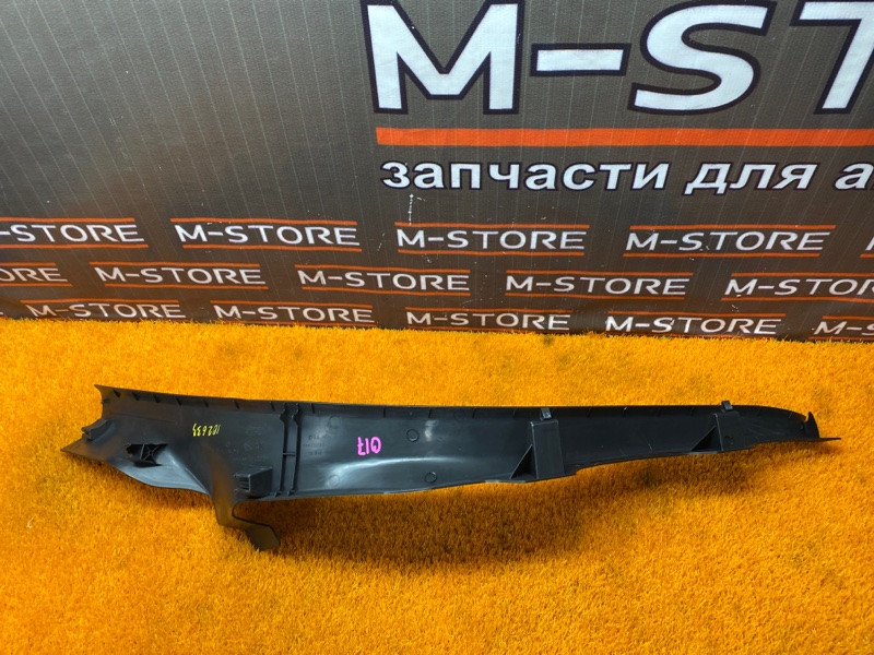 Накладка на порог салона, 350 рублей, Красноярск