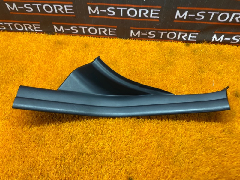 Накладка на порог салона, 300 рублей, Красноярск