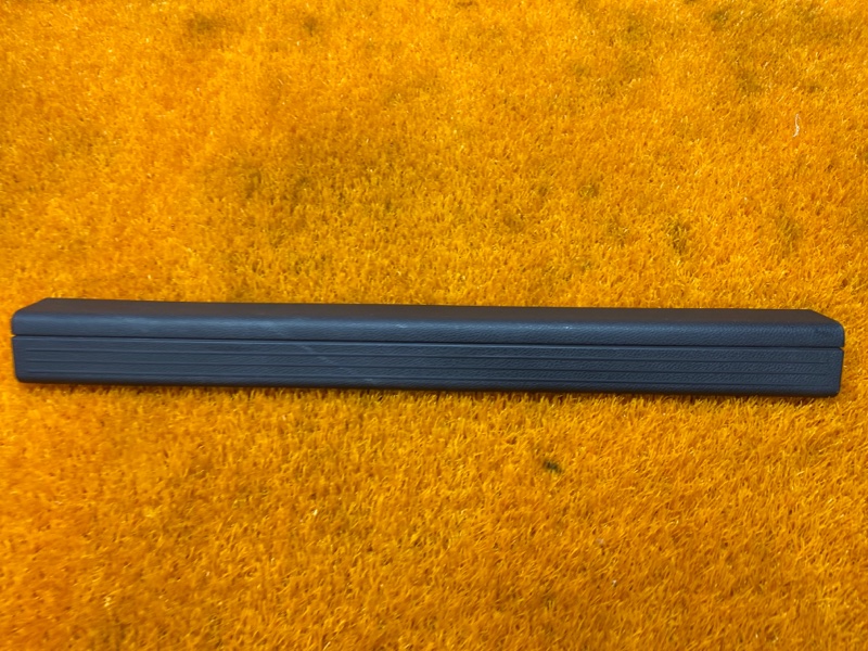 Накладка на порог салона, 300 рублей, Красноярск