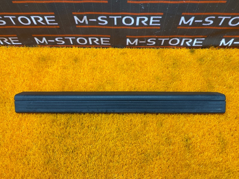 Накладка на порог салона, 300 рублей, Красноярск