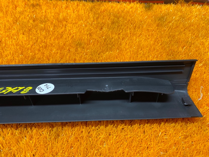 Накладка на порог салона, 300 рублей, Красноярск