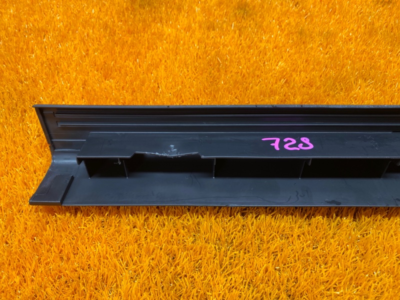 Накладка на порог салона, 300 рублей, Красноярск