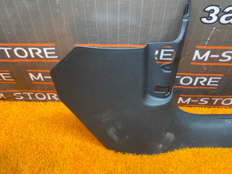 Накладка на порог салона, 210 рублей, Красноярск