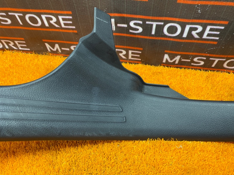 Накладка на порог салона, 300 рублей, Красноярск