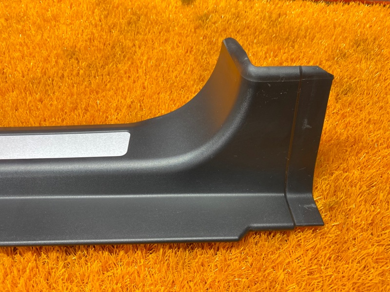 Накладка на порог салона, 350 рублей, Красноярск