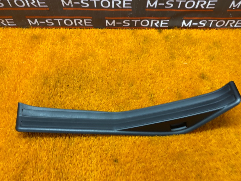 Накладка на порог салона, 350 рублей, Красноярск