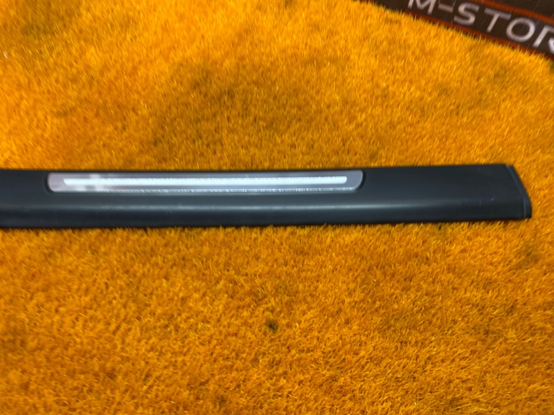 Накладка на порог салона, 350 рублей, Красноярск