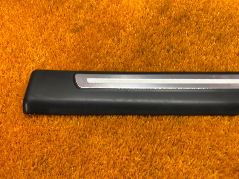 Накладка на порог салона, 350 рублей, Красноярск