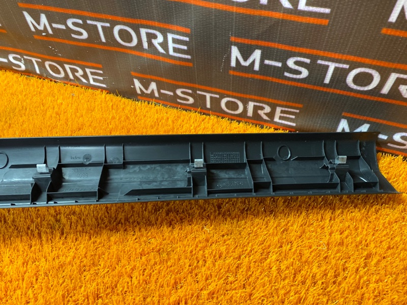 Накладка на порог салона, 360 рублей, Красноярск