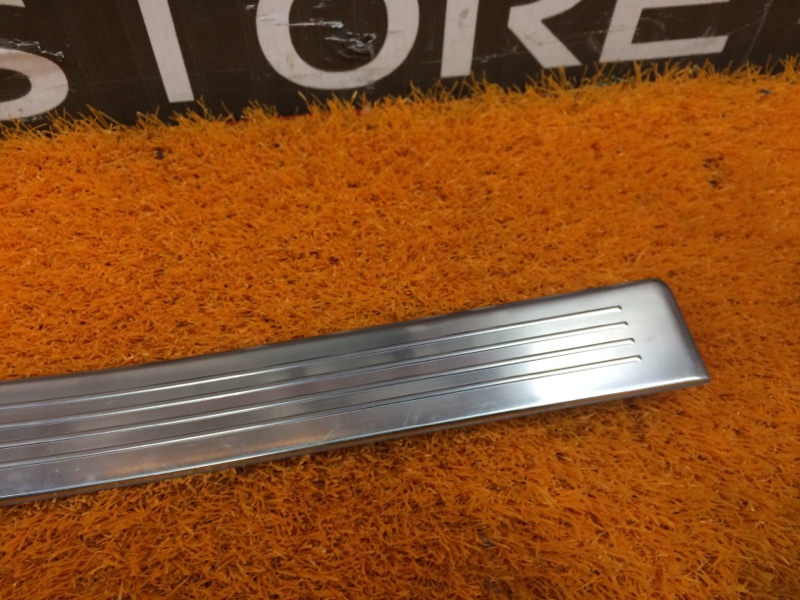 Накладка на порог салона, 670 рублей, Красноярск