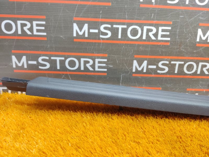 Накладка на порог салона, 480 рублей, Красноярск