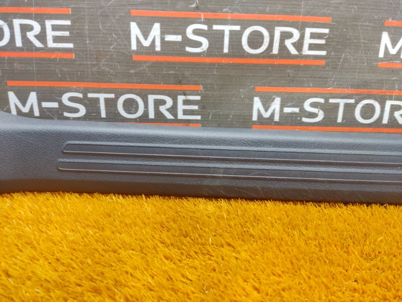 Накладка на порог салона, 480 рублей, Красноярск