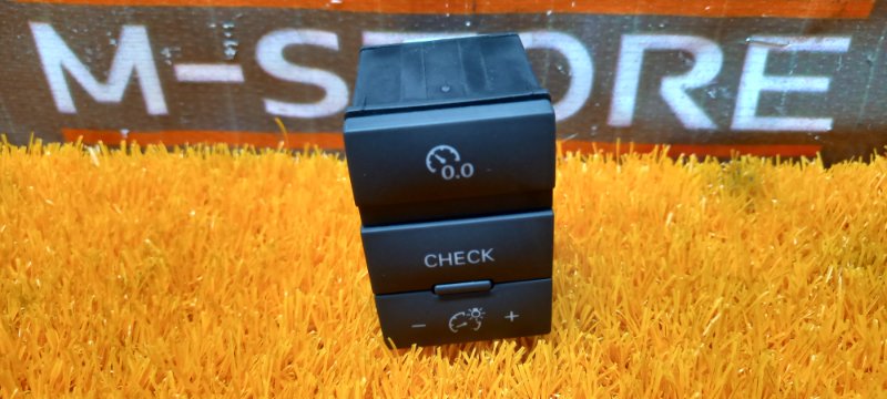 кнопка щитка приборов, 300 рублей, Красноярск