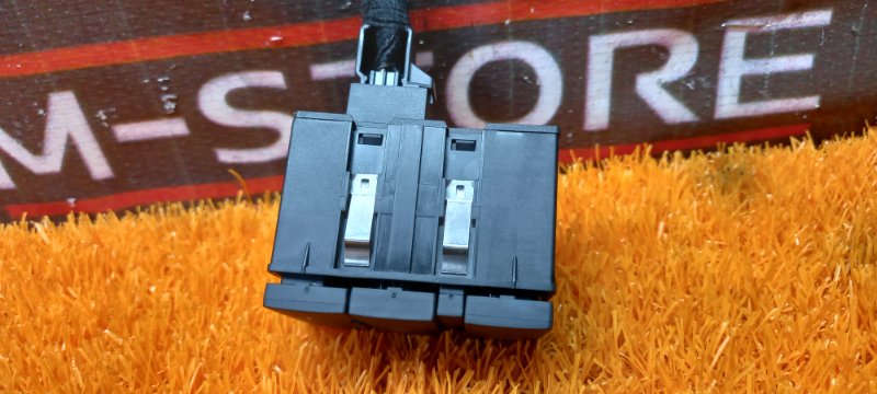 кнопка щитка приборов, 300 рублей, Красноярск