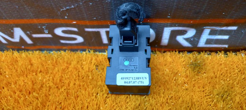 кнопка щитка приборов, 300 рублей, Красноярск