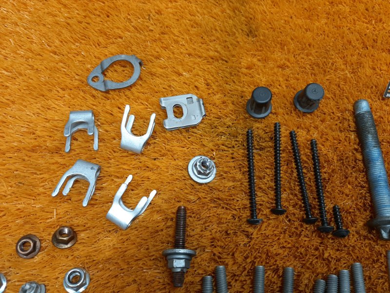 Болты и гайки ДВС, 930 рублей, Красноярск