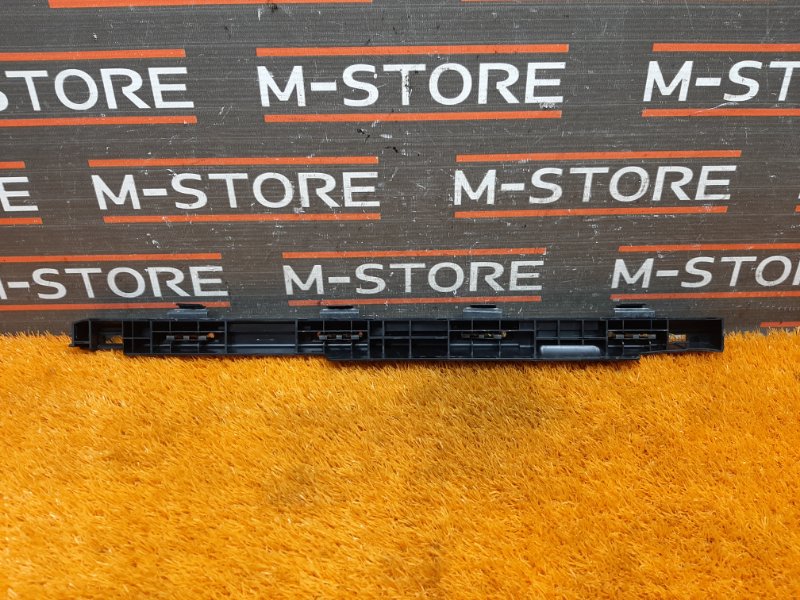 кронштейн порога, 610 рублей, Красноярск