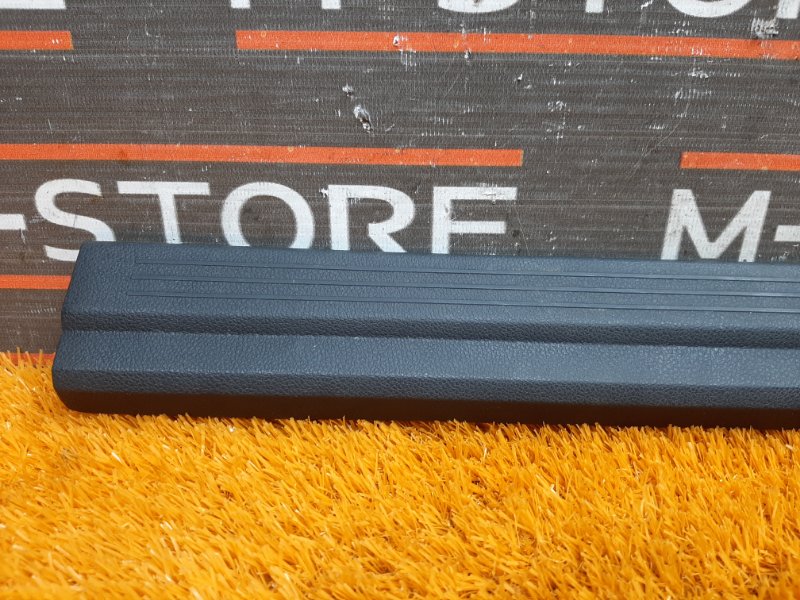 Накладка на порог салона, 300 рублей, Красноярск