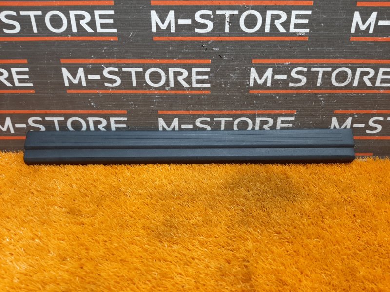 Накладка на порог салона, 350 рублей, Красноярск