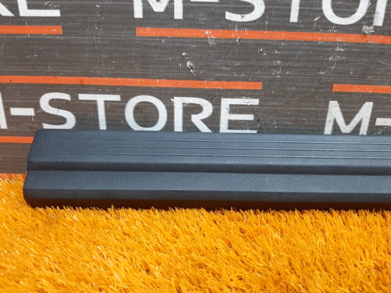 Накладка на порог салона, 350 рублей, Красноярск