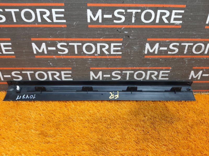 Накладка на порог салона, 350 рублей, Красноярск