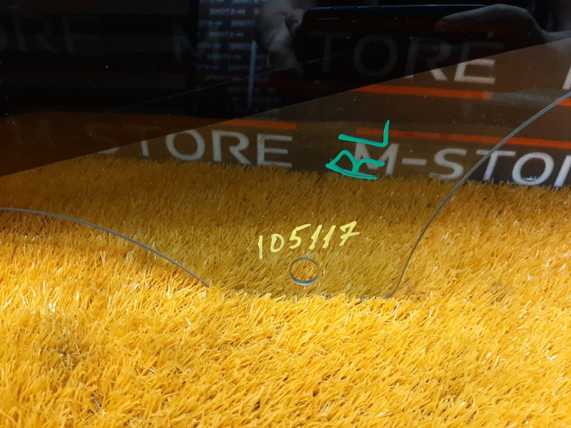 Стекло боковое, 860 рублей, Красноярск