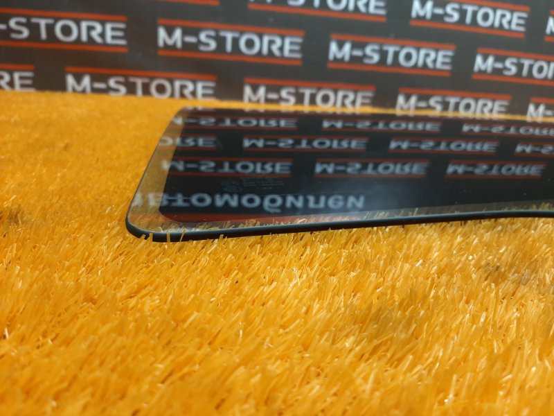 Стекло боковое, 860 рублей, Красноярск