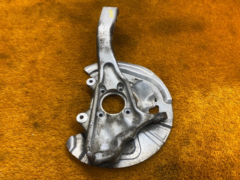 кулак поворотный, 4000 рублей, Красноярск