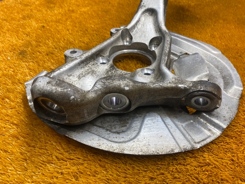 кулак поворотный, 4000 рублей, Красноярск