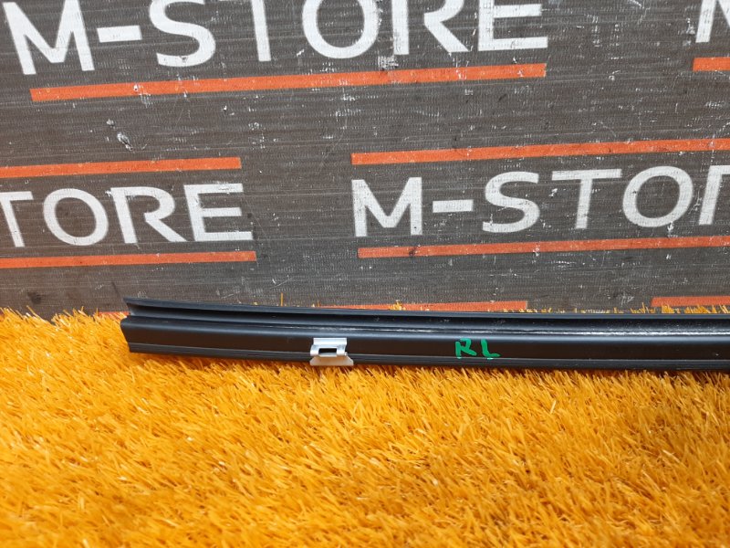 уплотнитель стекла двери, 340 рублей, Красноярск