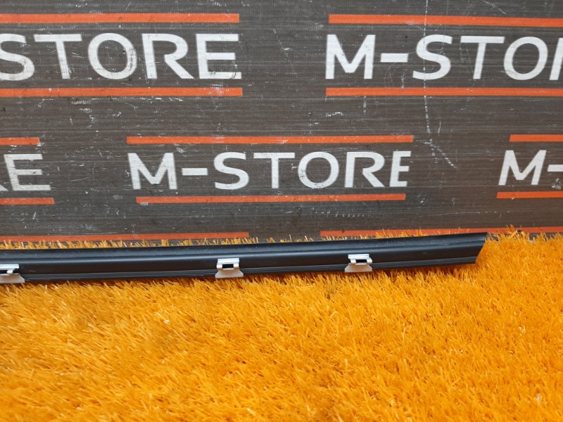 уплотнитель стекла двери, 340 рублей, Красноярск