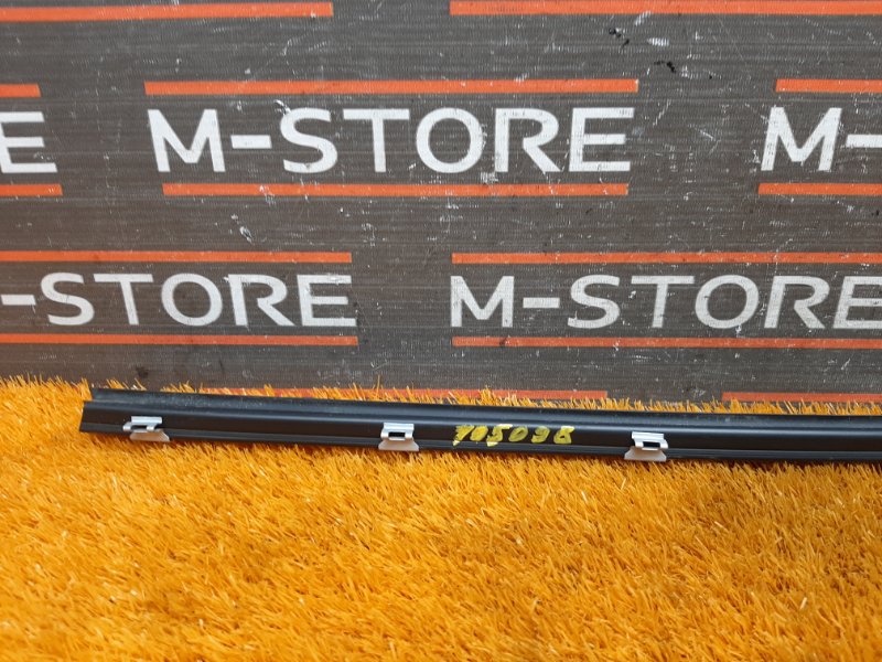 уплотнитель стекла двери, 340 рублей, Красноярск