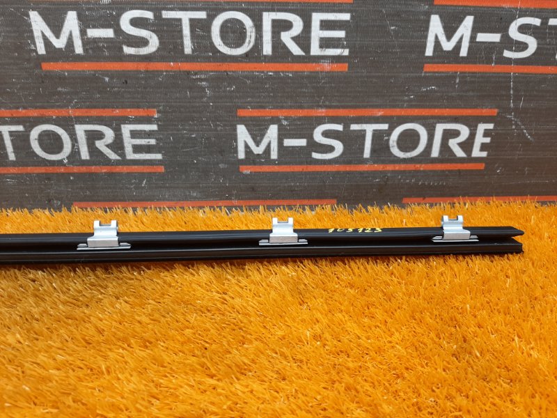 уплотнитель стекла двери, 340 рублей, Красноярск