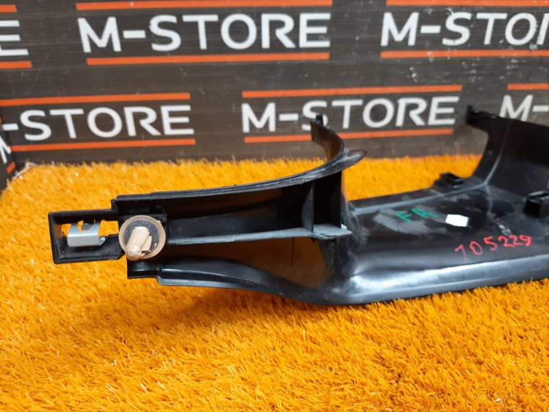 Накладка на порог салона, 300 рублей, Красноярск