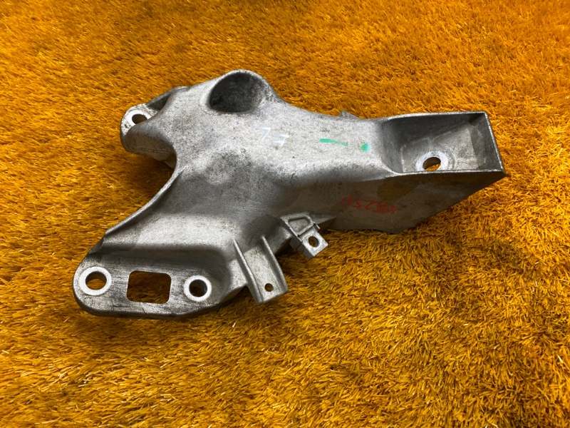 Кронштейн подушки двигателя, 930 рублей, Красноярск