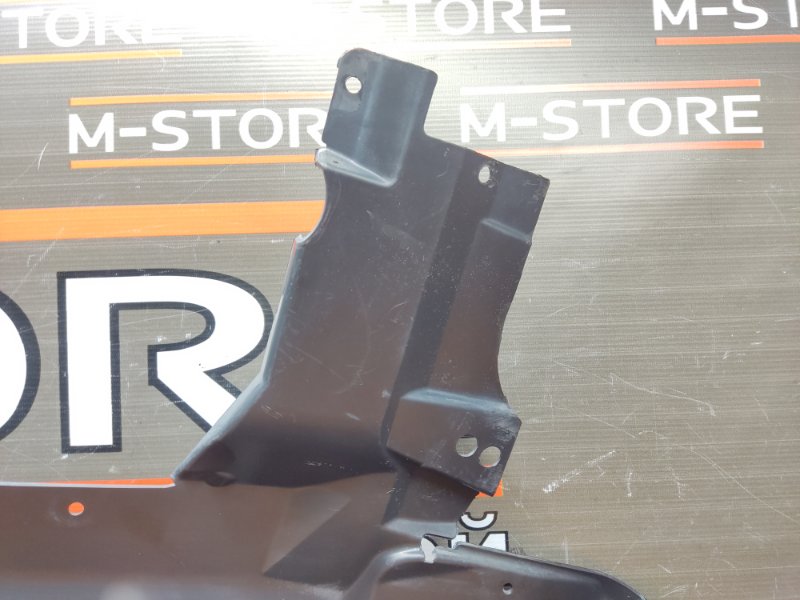 подкрылок, 900 рублей, Красноярск