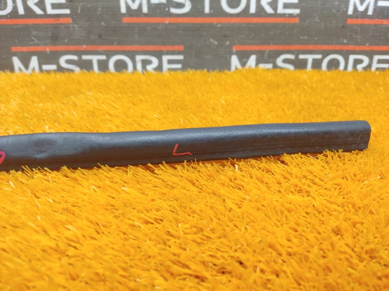 Уплотнитель капота, 340 рублей, Красноярск