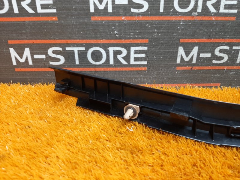 Накладка на порог салона, 270 рублей, Красноярск