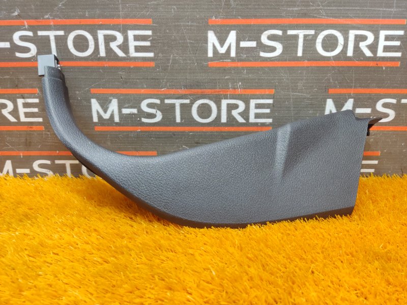 Накладка на порог салона, 350 рублей, Красноярск