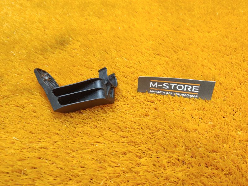 Держатель патрубка системы охлаждения, 190 рублей, Красноярск