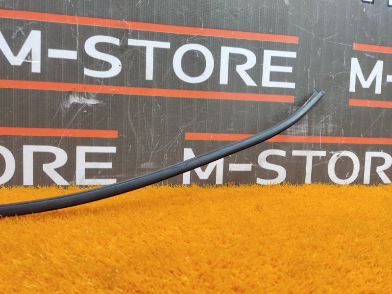 Уплотнитель лобового стекла, 630 рублей, Красноярск