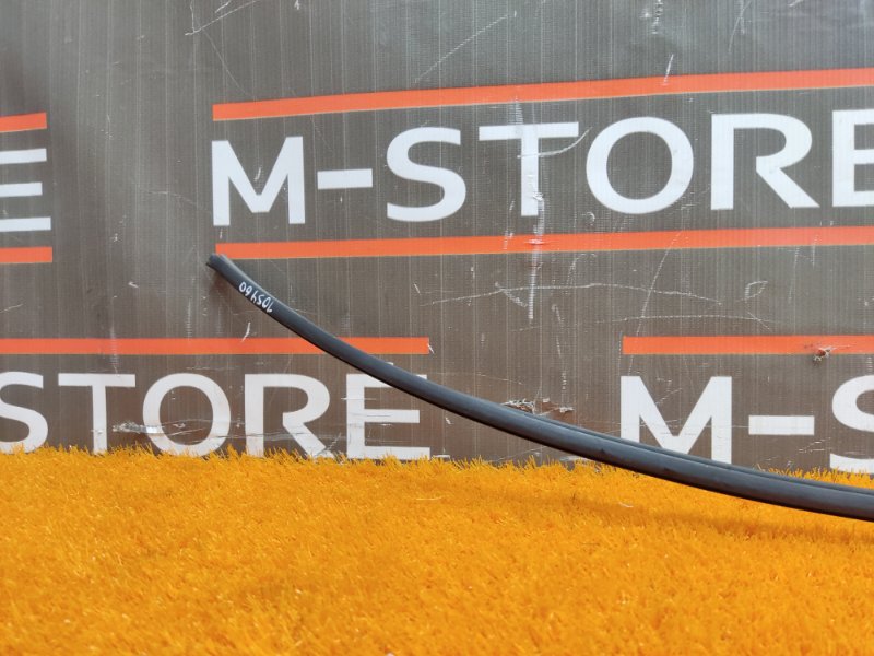 Уплотнитель лобового стекла, 630 рублей, Красноярск