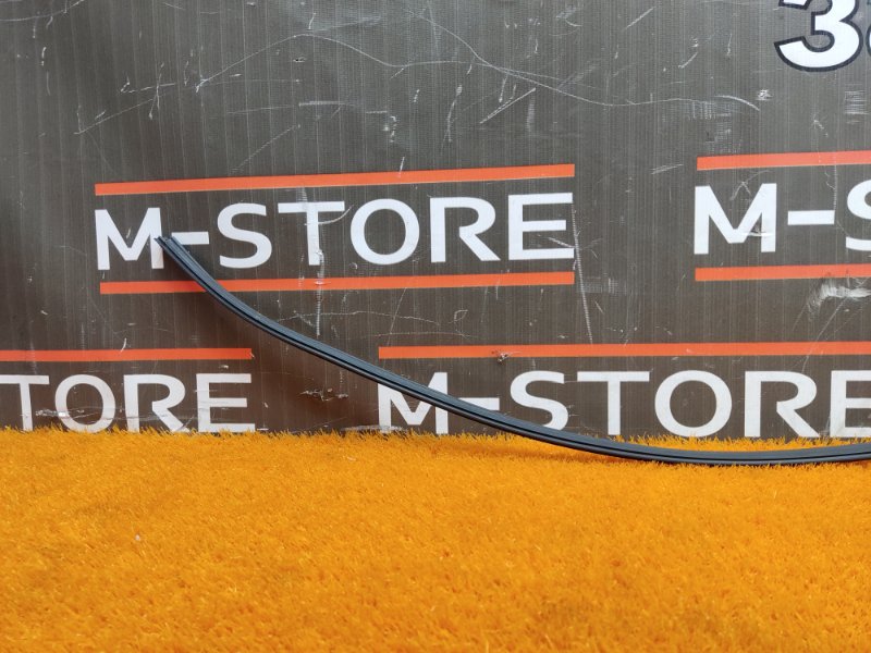 Уплотнитель лобового стекла, 630 рублей, Красноярск