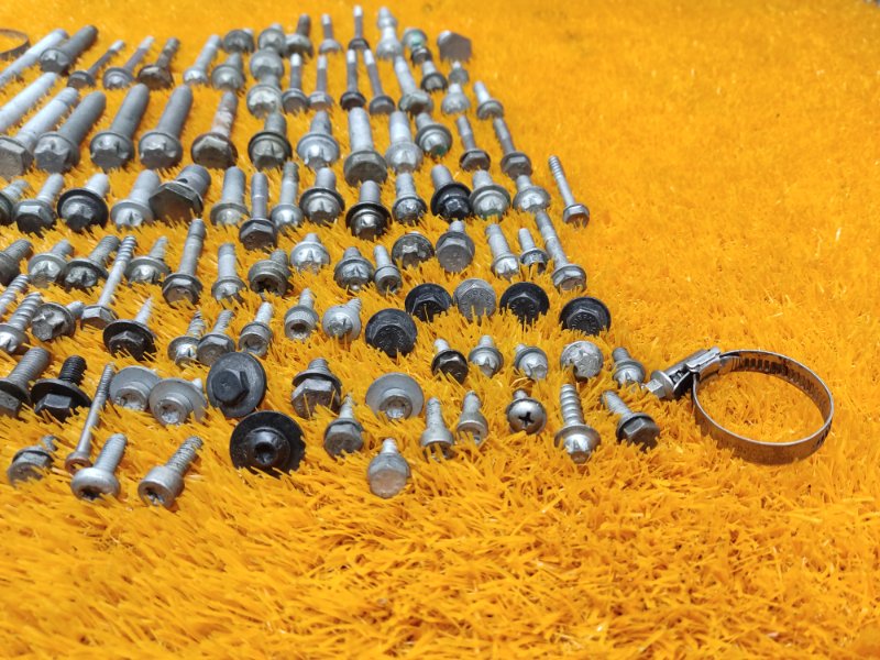 Болты и гайки ДВС, 930 рублей, Красноярск