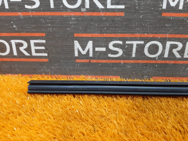 уплотнитель стекла двери, 510 рублей, Красноярск